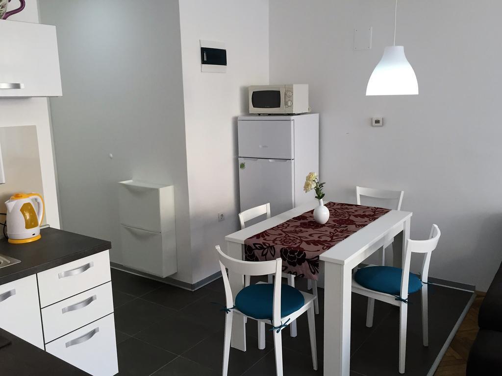 Arenacentar Apartments Pula Exterior foto